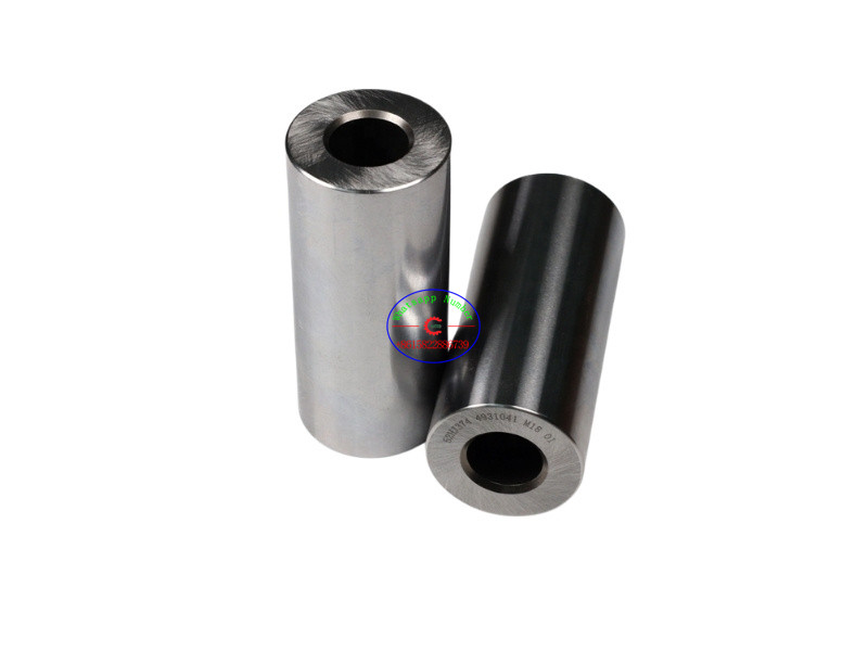 XCEC Cummins M11 ISM11 QSM11 Diesel Engine Piston Pin OEM 3063843