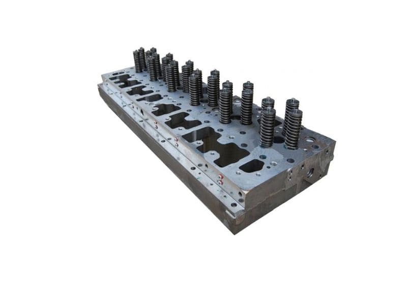 Cummins M11 / ISM11 / QSM11 Cylinder Head 2864028